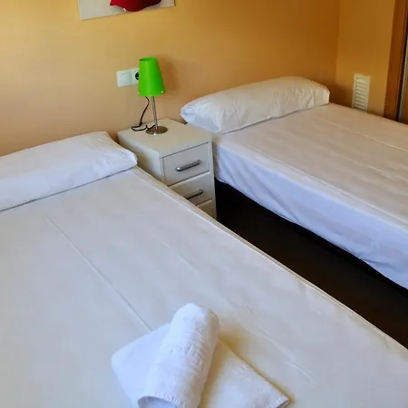 Brisas A1, 2 Dormitorios, Playa A 100m, By Bookindenia *