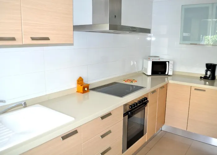 Apartman Brisas A1, 2 Dormitorios, Playa A 100m, By Bookindenia